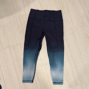 Sweaty Betty Ombre Blue Leggings size medium 7/8 length